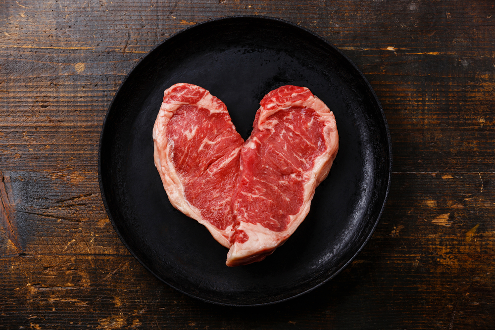 5 вкусни храни за здраво сърце, които досега ни забраняваха (СНИМКИ)