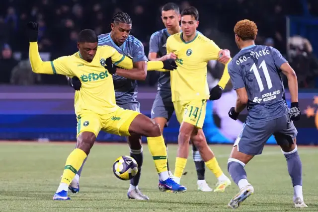 Лудогорец посече Левски и завоюва Суперкупата на България!