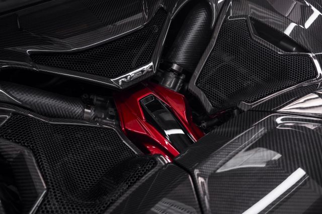  NSX Type S бе показан в лимитирана серия с 600 конски сили 