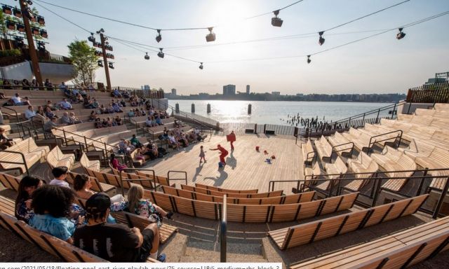 Театър и парк върху плаваща платформа (СНИМКИ)