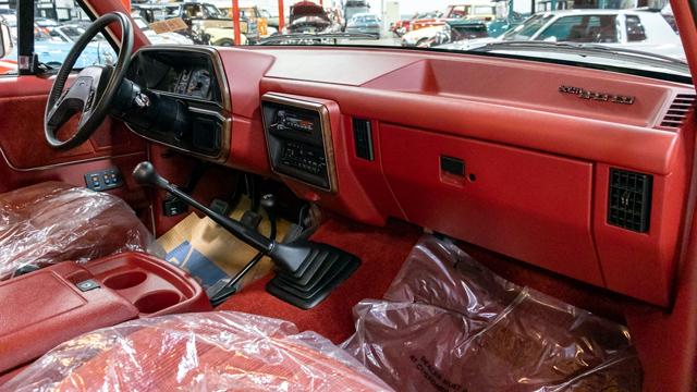  Продава се чисто ново Bronco на 29 години 