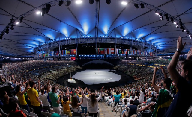 Шоуто на "Маракана" започна! Светът е Олимпиада