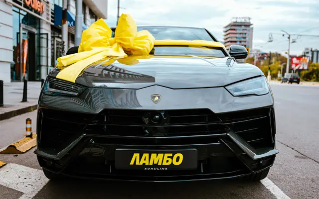 Какво представлява Lamborghini-то от рекламата "Ламбо, бате"?