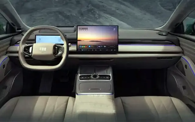 1600 км пробег и разход 4 л/100 км - нов на ниска цена петметров седан от Geely