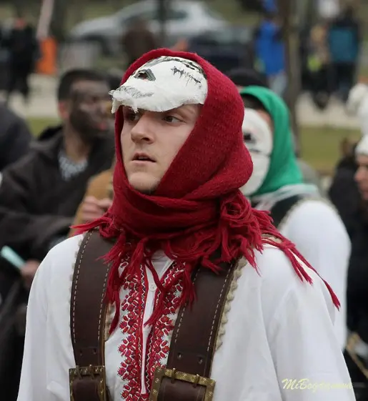 Най-добрите групи на Сурва 2026 ще дефилират днес (СНИМКИ)