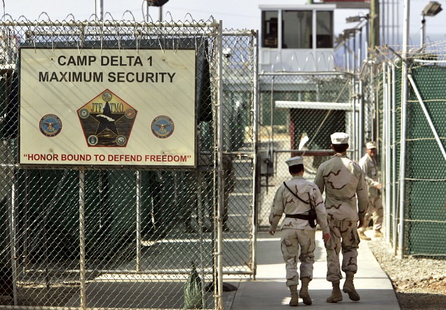 Тръмп: Гуантанамо остава