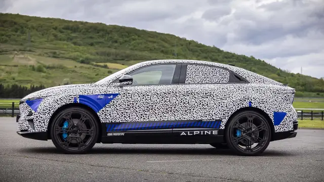 Alpine A390: Подробно за първия електрически кросоувър на марката