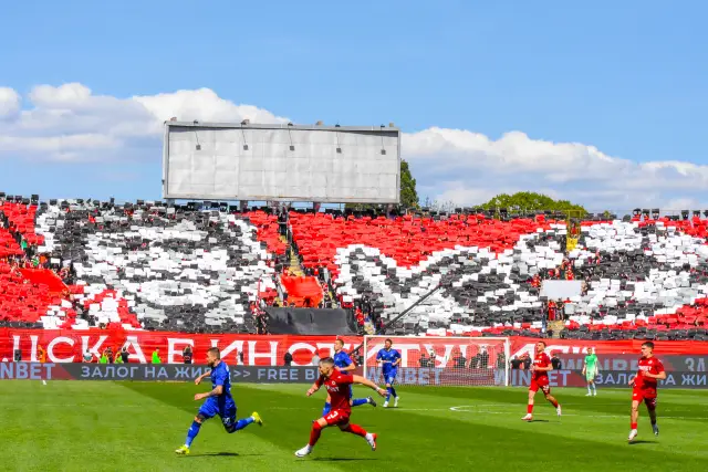 Вечното дерби ЦСКА - Левски в СНИМКИ 