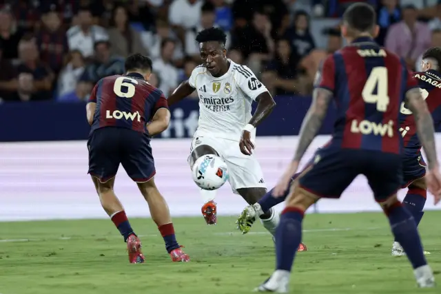 Реал Мадрид се позабавлява за шеста поредна победа