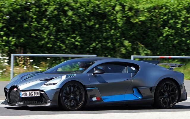  Щракнаха най-екстремната хиперкола на Bugatti 