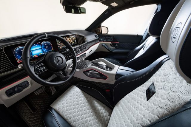 Mercedes-Maybach GLS Brabus 900 комбинира лукс и невероятна мощност
