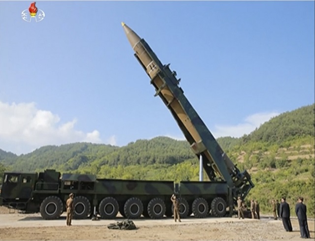 Северна Корея произвежда ракетни двигатели (ВИДЕО)