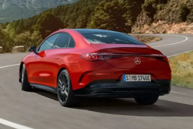 След критики в социалните мрежи Mercedes променя технологията на зареждане в новия CLA | интерФакти.БГ След критики в социалните мрежи Mercedes променя технологията на зареждане в новия CLA
