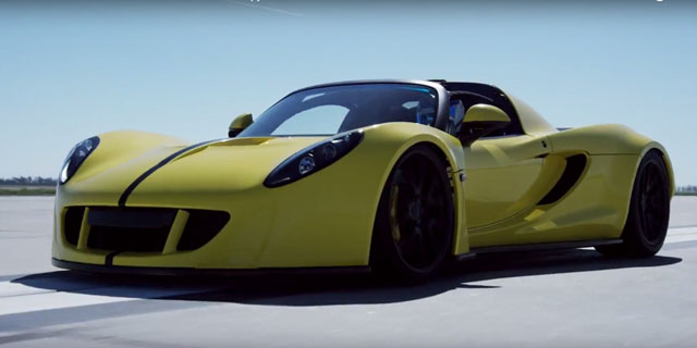 Hennessey Venom GT Spyder - без покрив с 427.4 км/ч