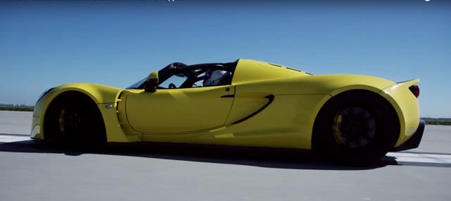 Hennessey Venom GT Spyder - без покрив с 427.4 км/ч