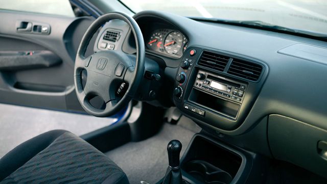  Продадоха 21-годишен Civic на цената на два нови 