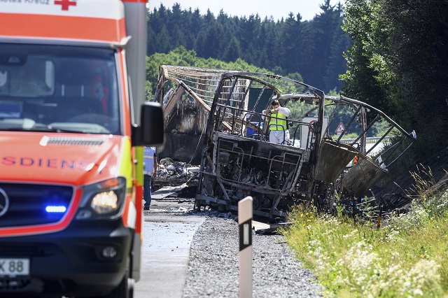 18 жертви на огнения апокалипсис в Бавария (ВИДЕО+СНИМКИ)