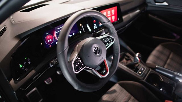 VW Golf GTI BBS ни връща в ерата на Golf Mk2 | ФАКТИ.БГ VW Golf GTI BBS ни връща в ерата на Golf Mk2