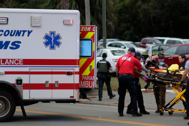 Женомразец разстреля студентка и учителка във Флорида