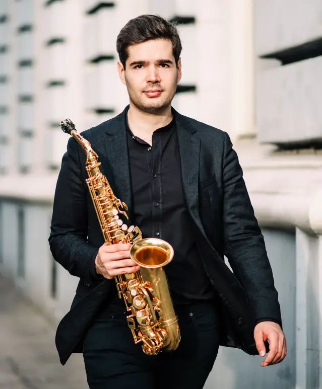 Концерт за саксофон от Джон Уилямс звучи в зала „България” за рождения му ден