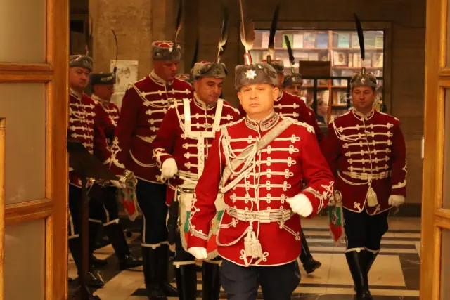 УниБИТ празнува Деня на народните будители за 23-ти път с научна конференция | интерФакти.БГ УниБИТ празнува Деня на народните будители за 23-ти път с научна конференция