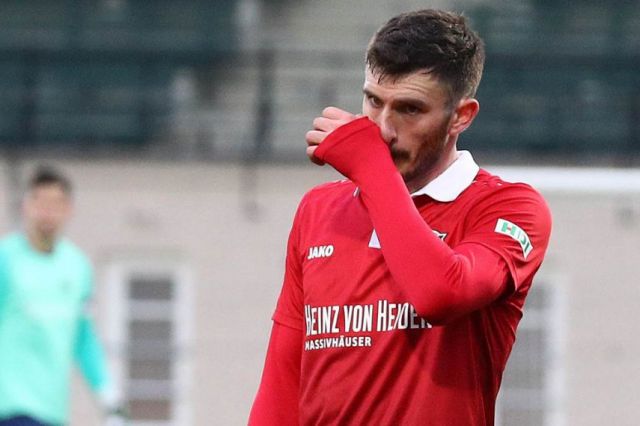  Ботев Пловдив желае бранител на Хановер 