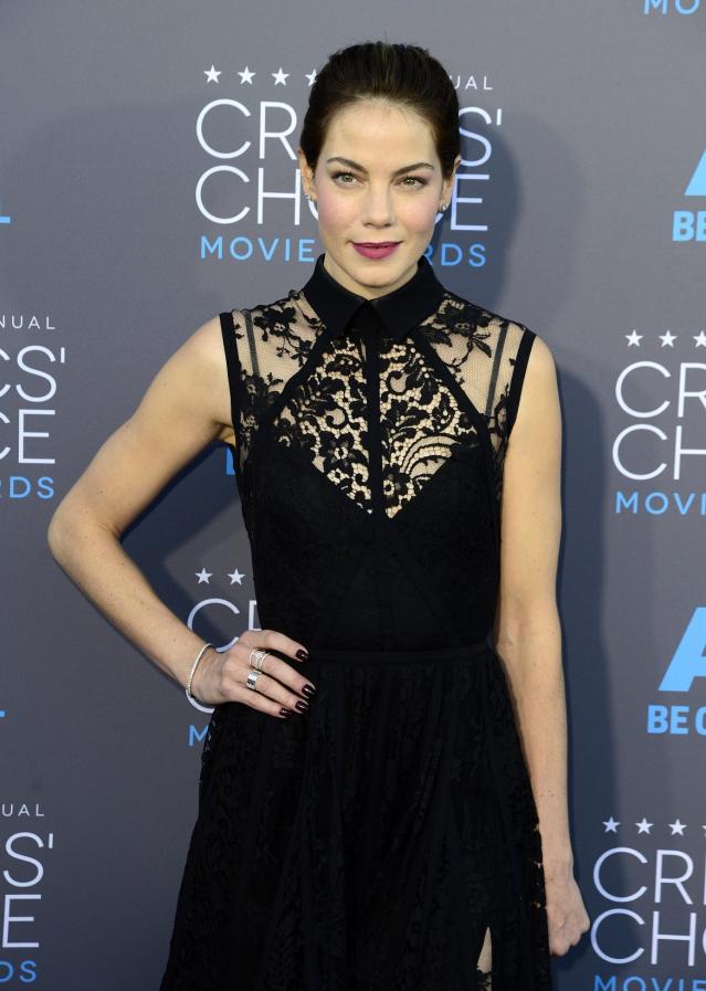  Мишел Монахан - стилна и секси на 44 