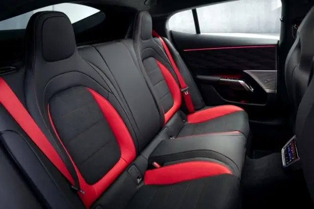 Електрическото торпедо на AMG е с мощ 1360 коня и звук на V8