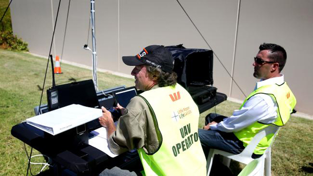 Дронове ще пазят от акули в Австралия
