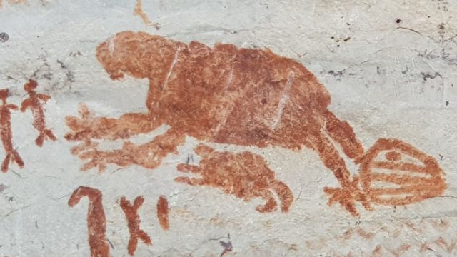 Откриха скални рисунки, показващи животни, изчезнали преди 12 000 години (СНИМКИ)
