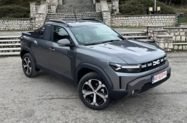 Румънски тунинг или как новата Dacia Duster се превърна в пикап