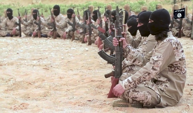 Интерпол предупреждава: "Ислямска държава" се цели в Европа (ВИДЕО)