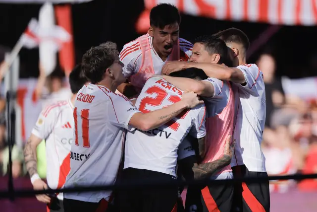 Ривър Плейт надделя Бока Хуниорс в Суперкласико за историята