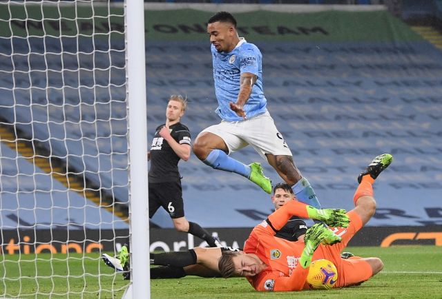  Манчестър Сити громи с 5:0 