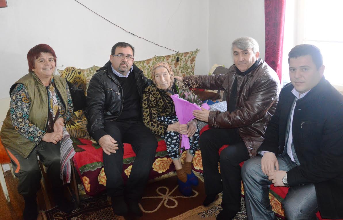 Кметът на Община Черноочене уважи столетници от село Габрово