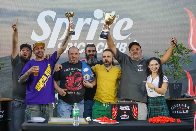 Българин постави Световен Рекорд с най-лютата чушка в света Carolina Reaper