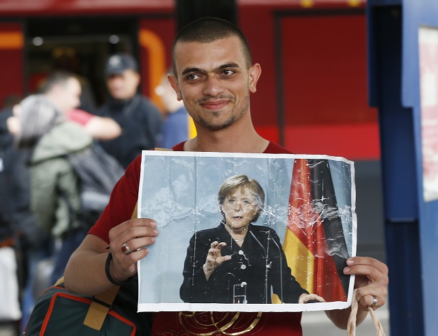 Меркел иска нови правила за бежанците