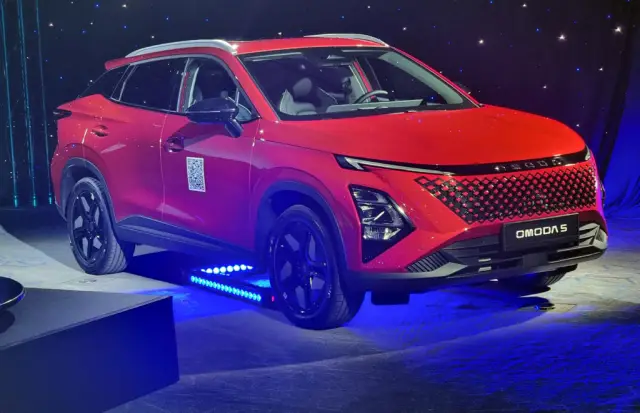  Китайските Omoda и Jaecoo стъпват на българския пазар с невиждана гаранциа от 1 000 000 км на ДВГ 