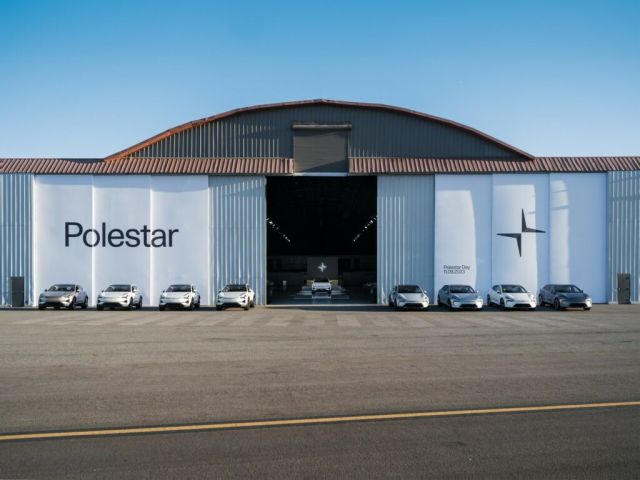 Polestar 5 дебютира без задно стъкло