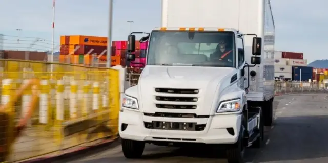 Toyota starts selling electric trucks 