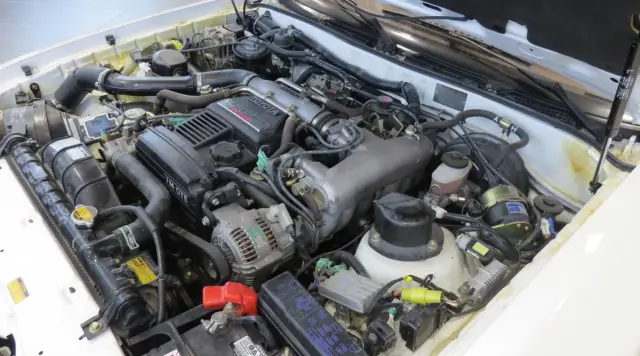 Продава се неповторимо непокътната Toyota Supra