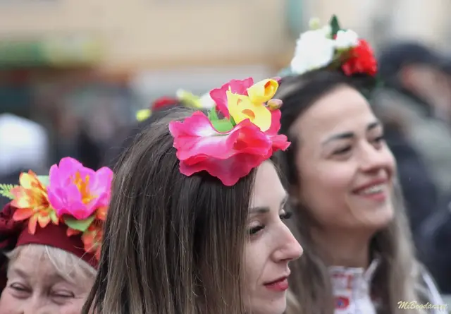 Най-добрите групи на Сурва 2026 ще дефилират през днешния ден (СНИМКИ)