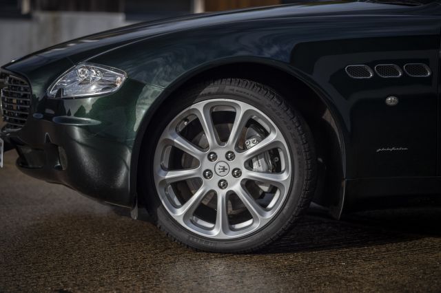 Продава се Maserati-то на Елтън Джон | ФАКТИ.БГ Продава се Maserati-то на Елтън Джон