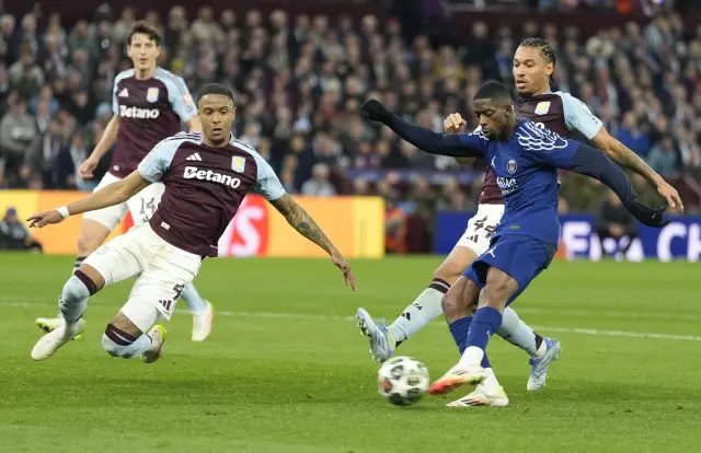 Астън Вила сътвори поврат над ПСЖ, само че французите не престават напред в Шампионската лига