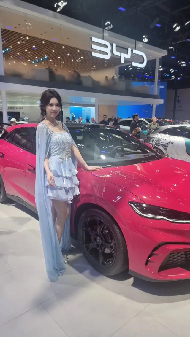 Всички китайски и световни премиери от най-голямото изложение на планетата, които пряко засягат българския пазар