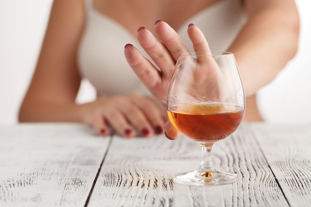 Помага ли алкохолът на кръвното налягане?