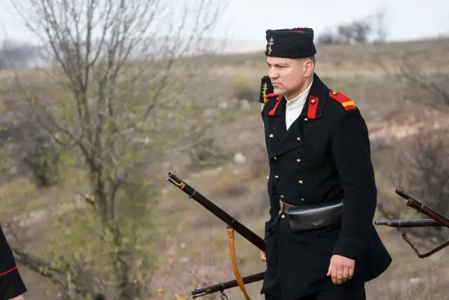  Тервел Пулев взе участие в огромна възстановка по случай 140 години от Сръбско-българската война - СНИМКИ 