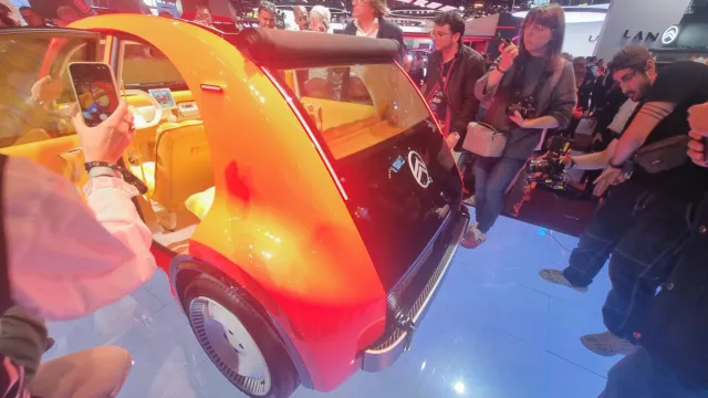 Citroen 2CV се завръща като евтин електромобил