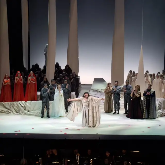  Стотици приветстваха накрак премиерата на операта „ Танхойзер “ от Вагнер в Софийската опера и балет 