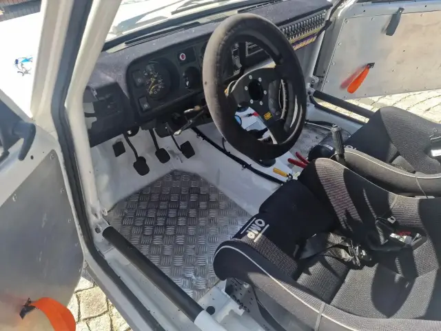 Продава се Lada 2105 за над 60 хиляди евро